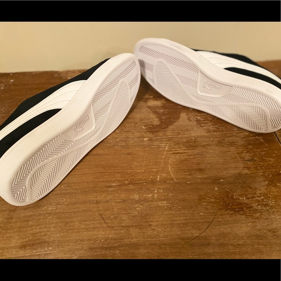 NIB Men’s Puma Smash v2 - Picture 9 of 9